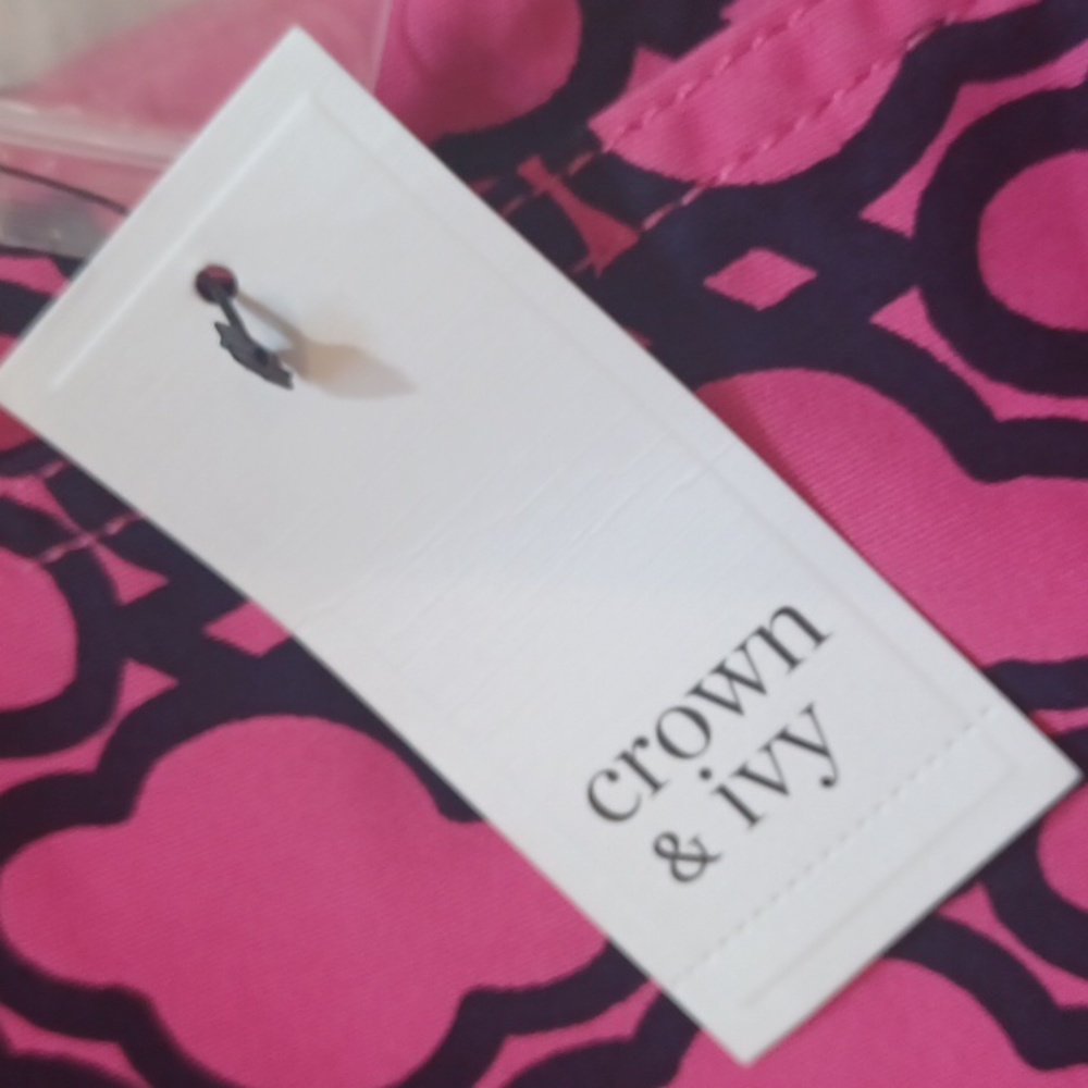 New Crown & Ivy Pink/Navy Design Print Shorts - Picture 3 of 9